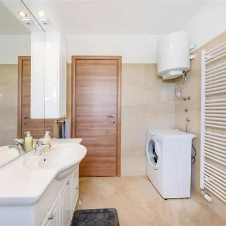 My Dalmatia - Penthouse With Shared Pool Apartman Zára